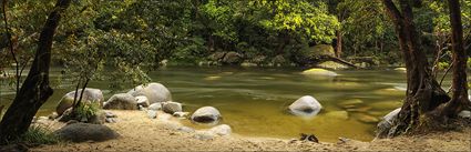 Mossman Gorge - QLD H (PBH4 00 16974)